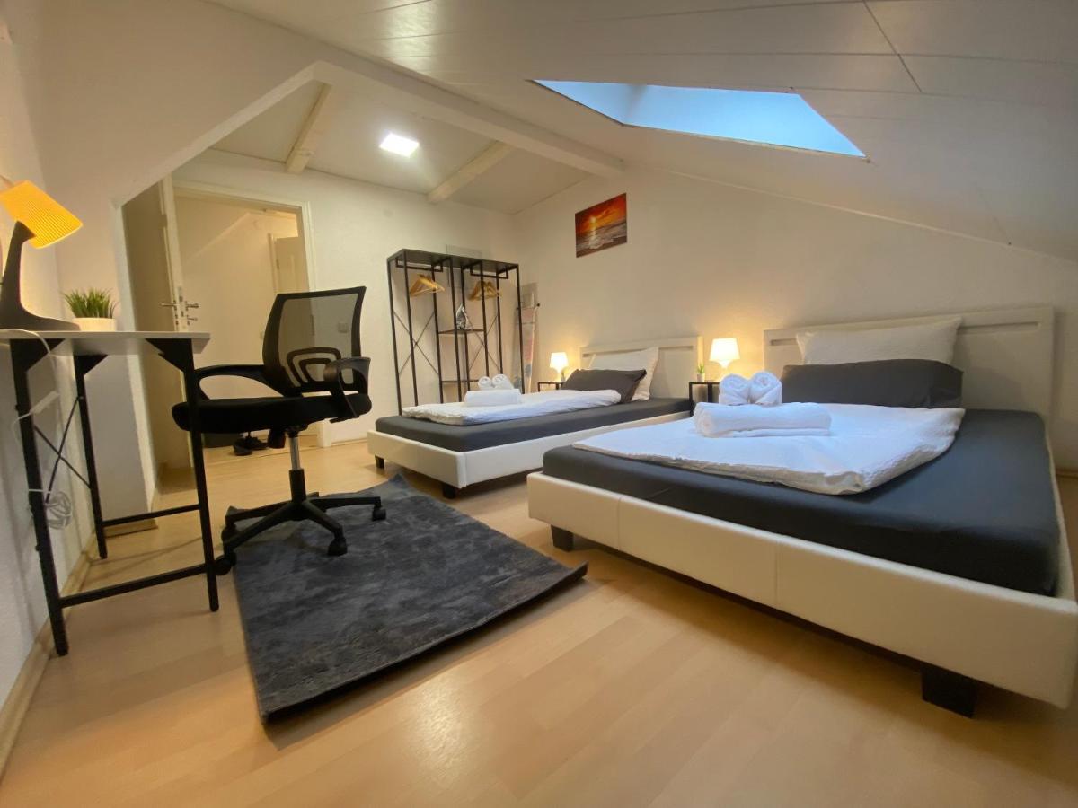 Deluxe Business Suite Mit Netflix Premium & Parkplatz, Zentral Zu Audi & Schwarz Gruppe With 2 Bedrooms Bad Friedrichshall Exteriör bild
