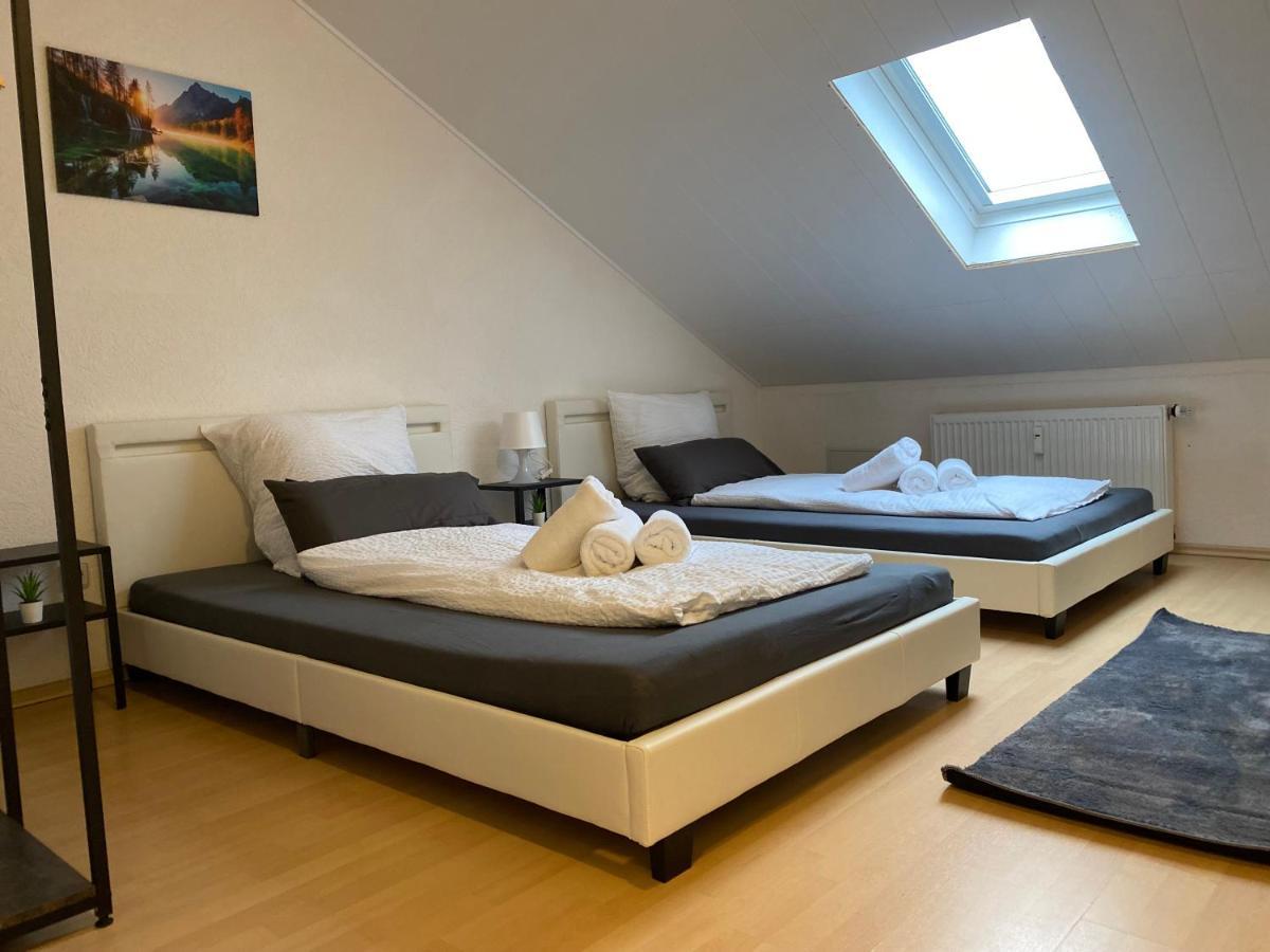 Deluxe Business Suite Mit Netflix Premium & Parkplatz, Zentral Zu Audi & Schwarz Gruppe With 2 Bedrooms Bad Friedrichshall Exteriör bild